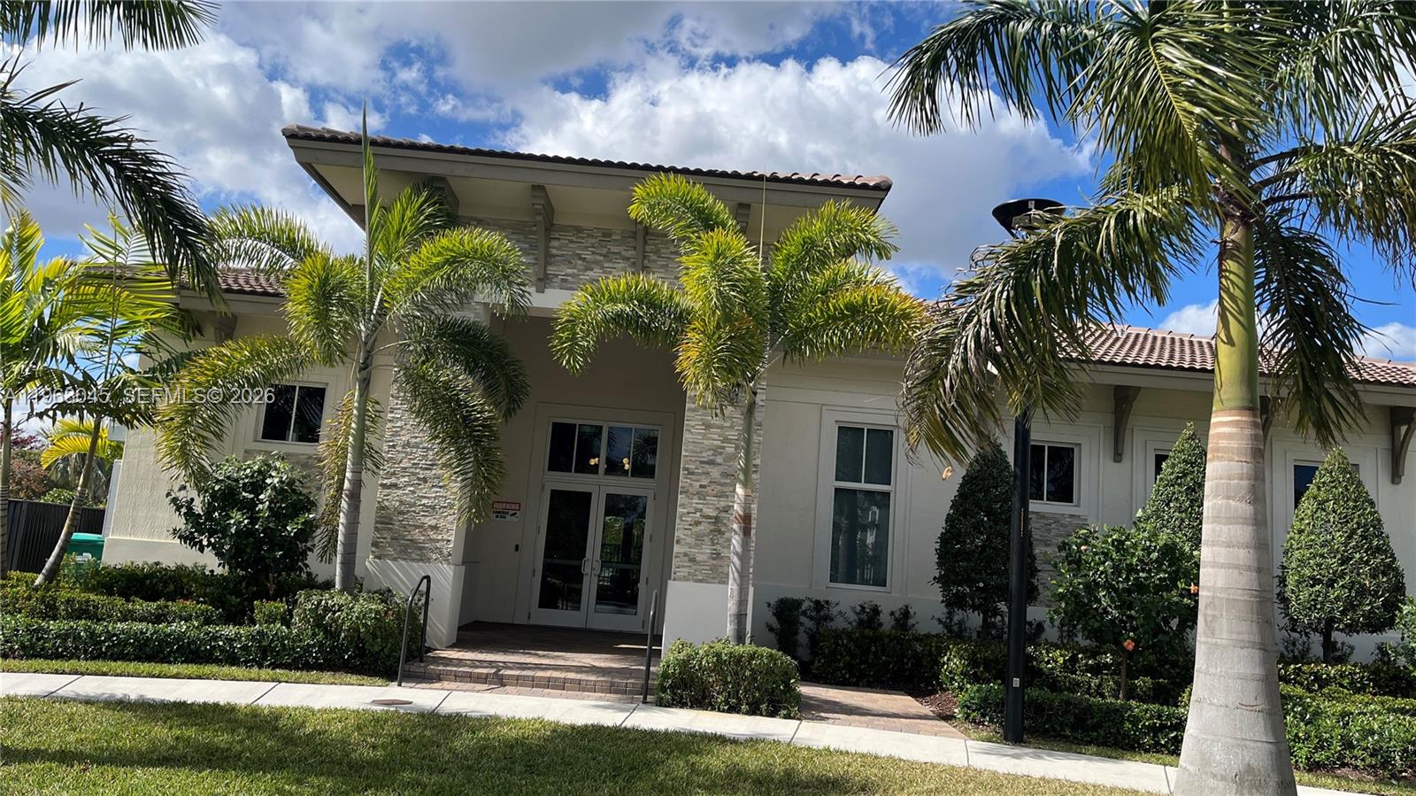 GOLF PARK SEC 1 - Residential