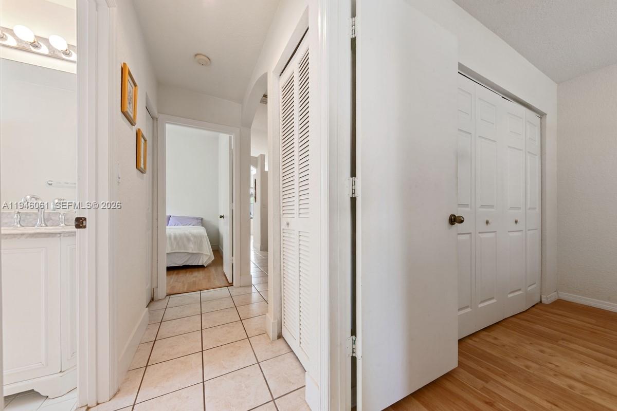 CORSICA PLACE - Residential