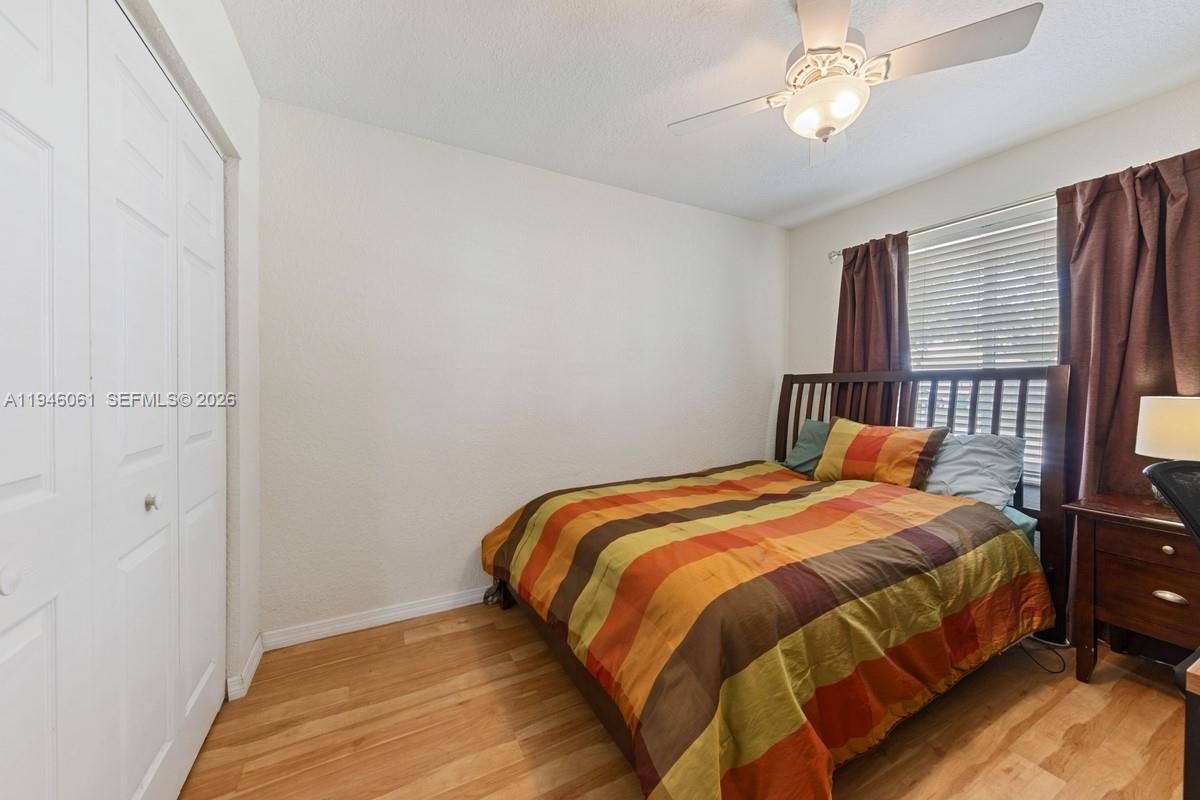 CORSICA PLACE - Residential