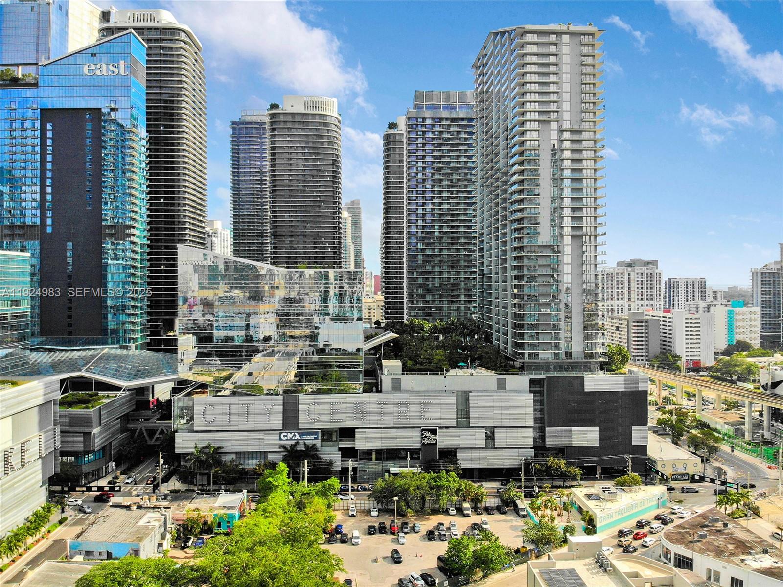 RISE CONDO - Residential