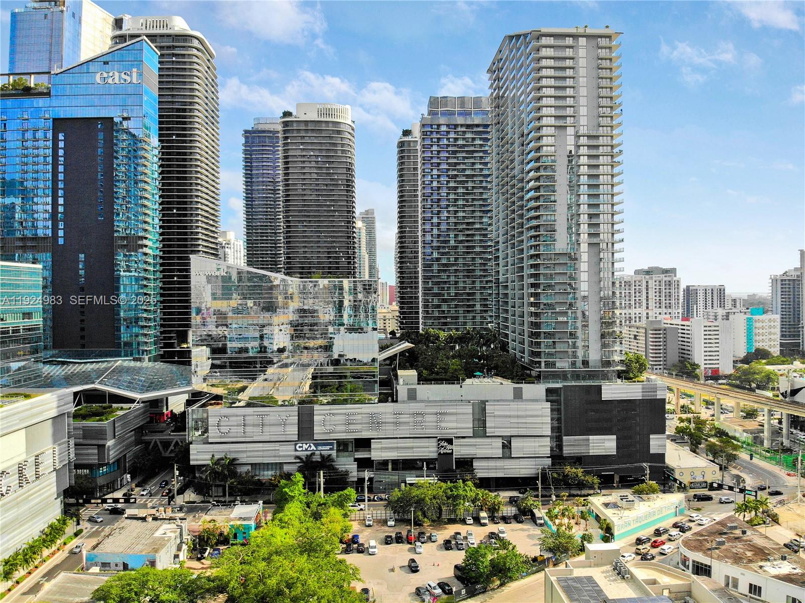 RISE CONDO - Residential