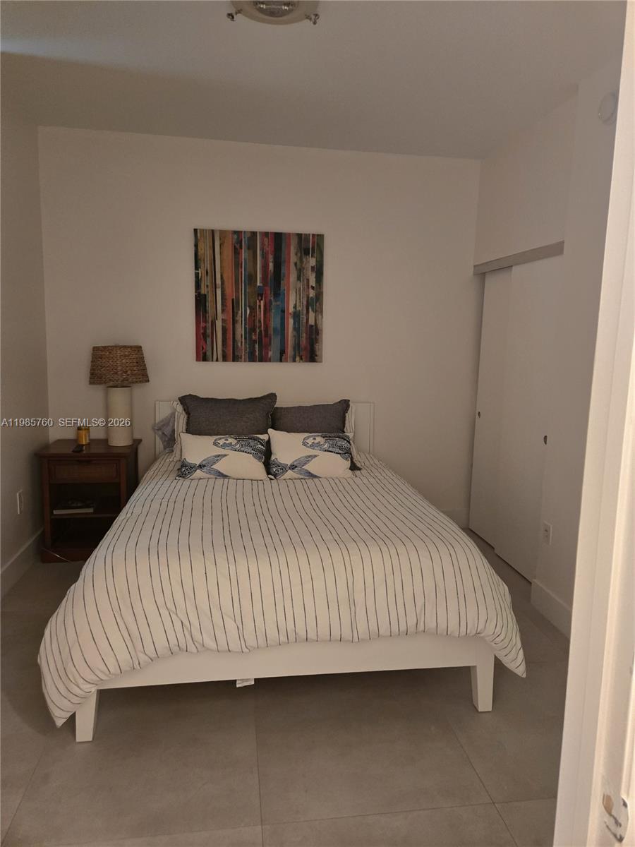 AVENTURA MARINA CONDO NUM - Residential