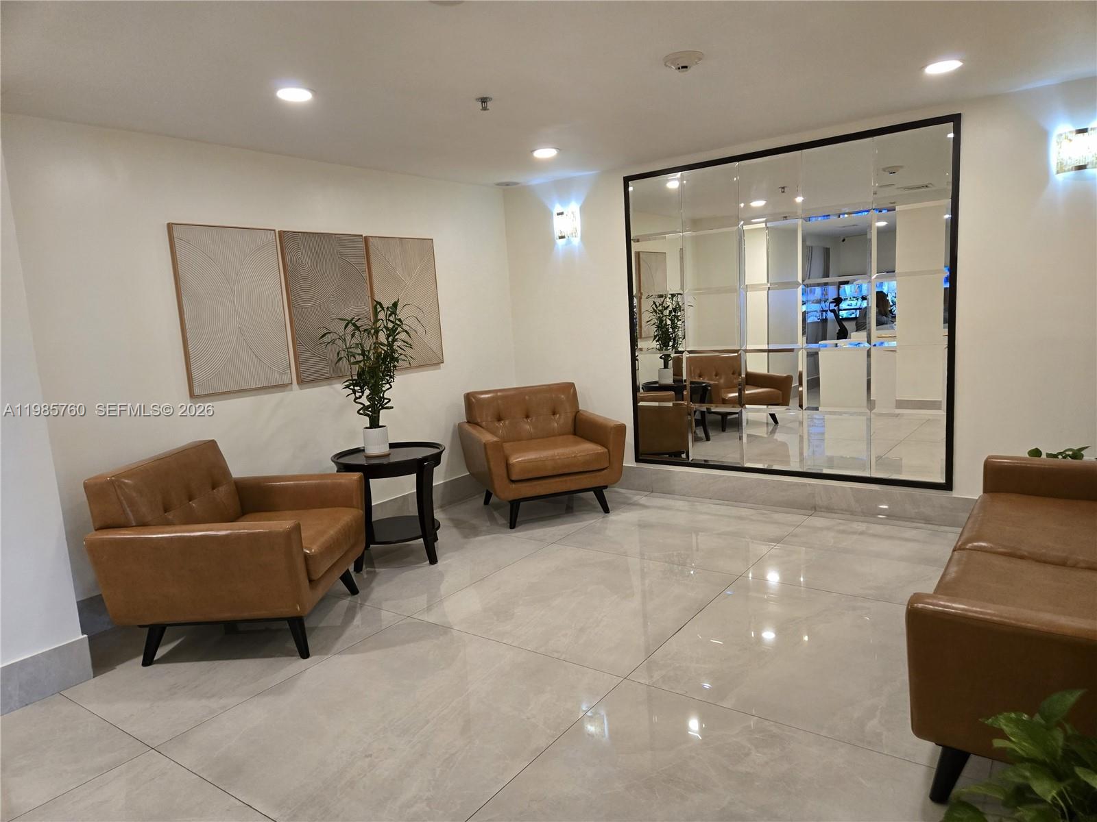 AVENTURA MARINA CONDO NUM - Residential