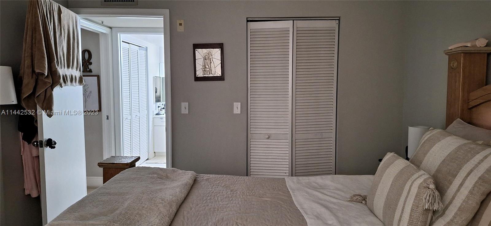 CARRINGTON AT COCONUT CRE - Residential Lease