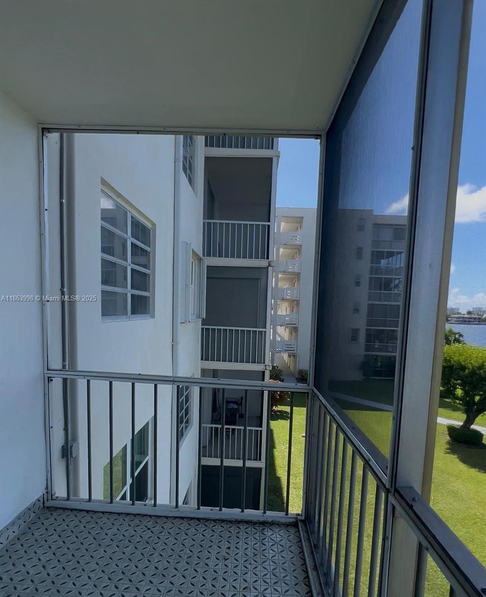 3000 Marcos Dr P311