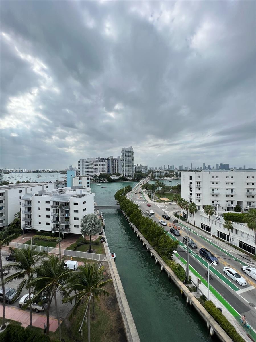 WEST BAY PLAZA CONDO - Residential
