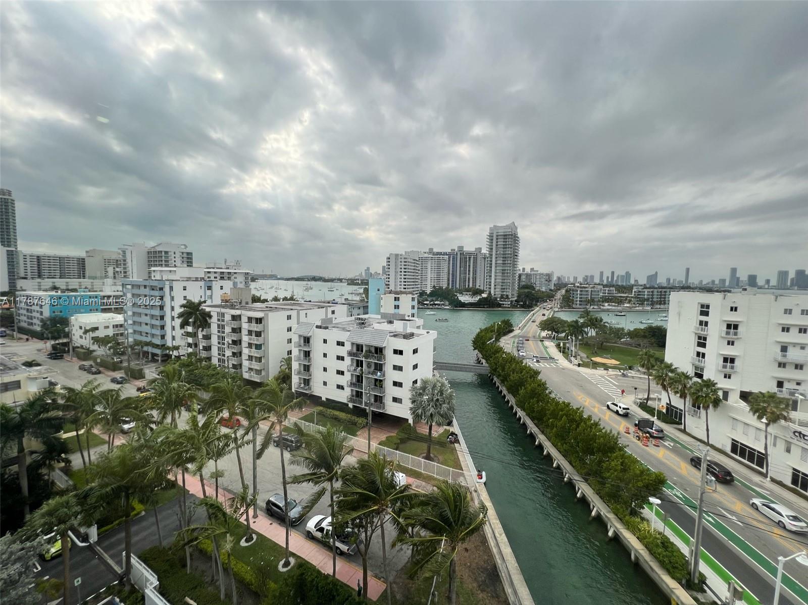 WEST BAY PLAZA CONDO - Residential