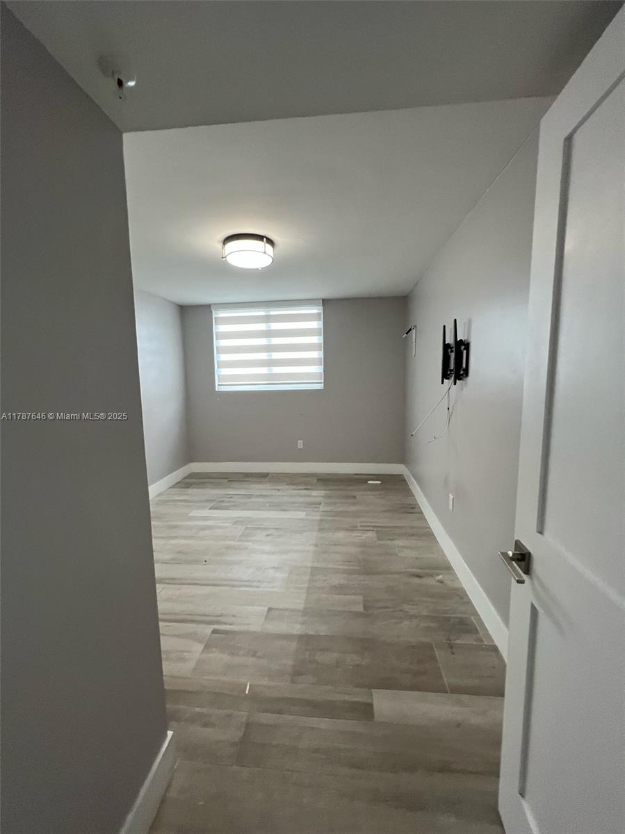 WEST BAY PLAZA CONDO - Residential