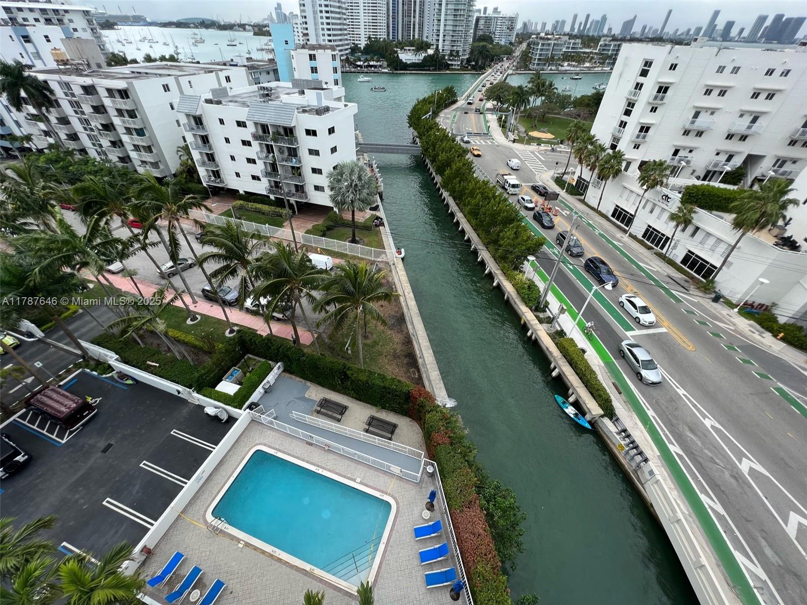WEST BAY PLAZA CONDO - Residential