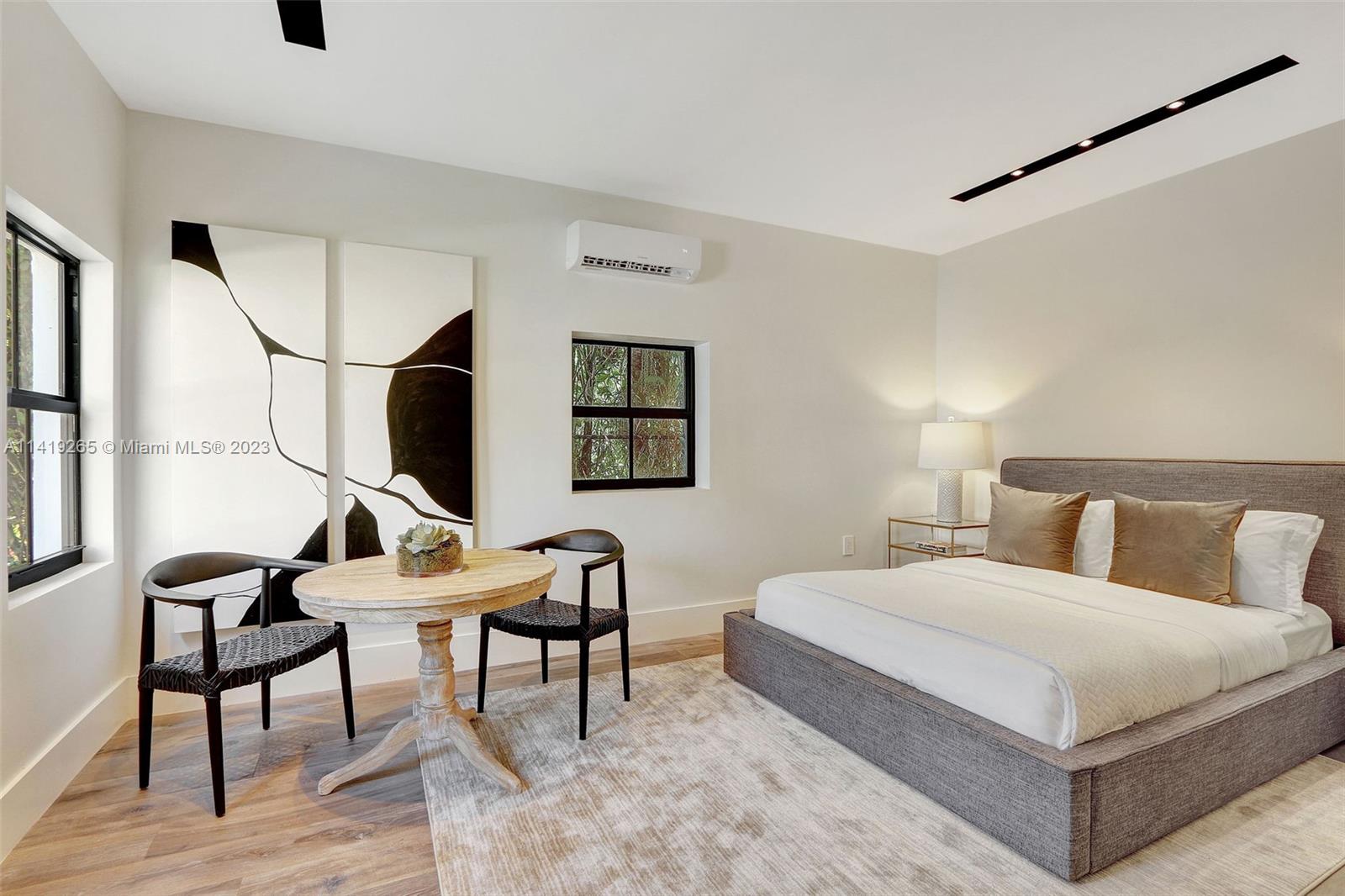 CORAL GABLES SEC E - Residential