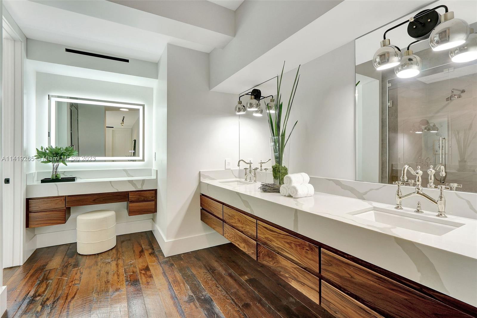 CORAL GABLES SEC E - Residential