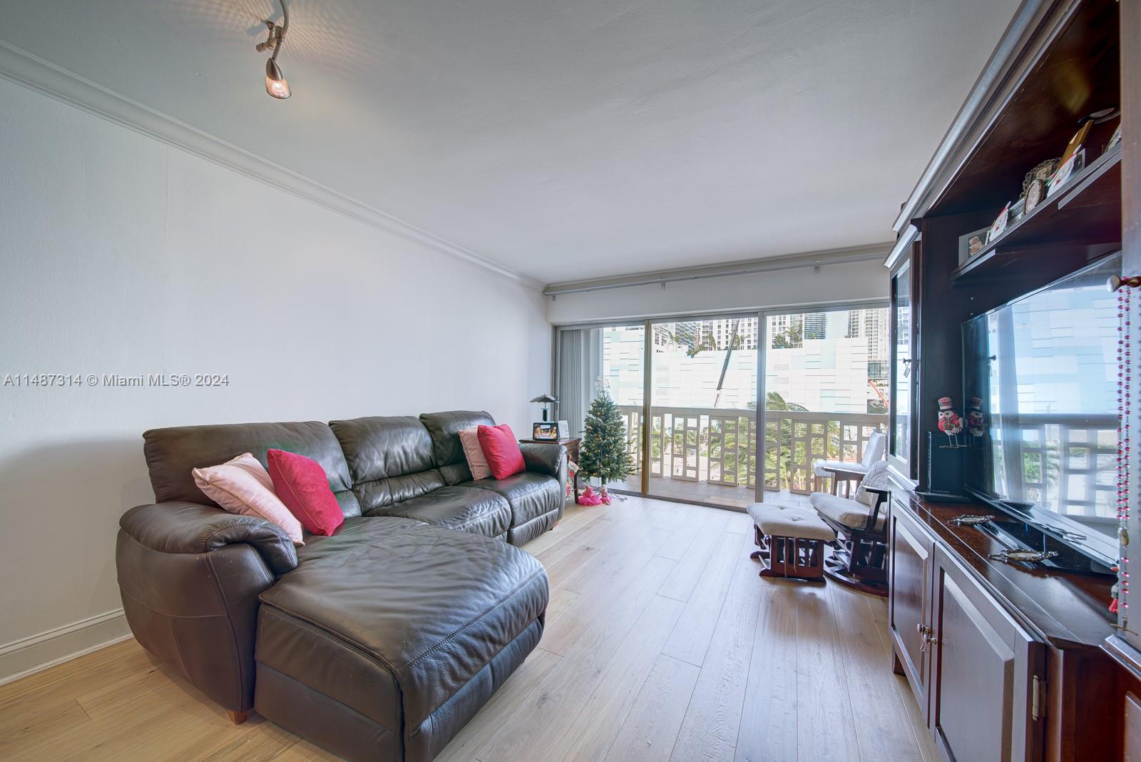 RIVIERA TOWERS CONDO - Residential