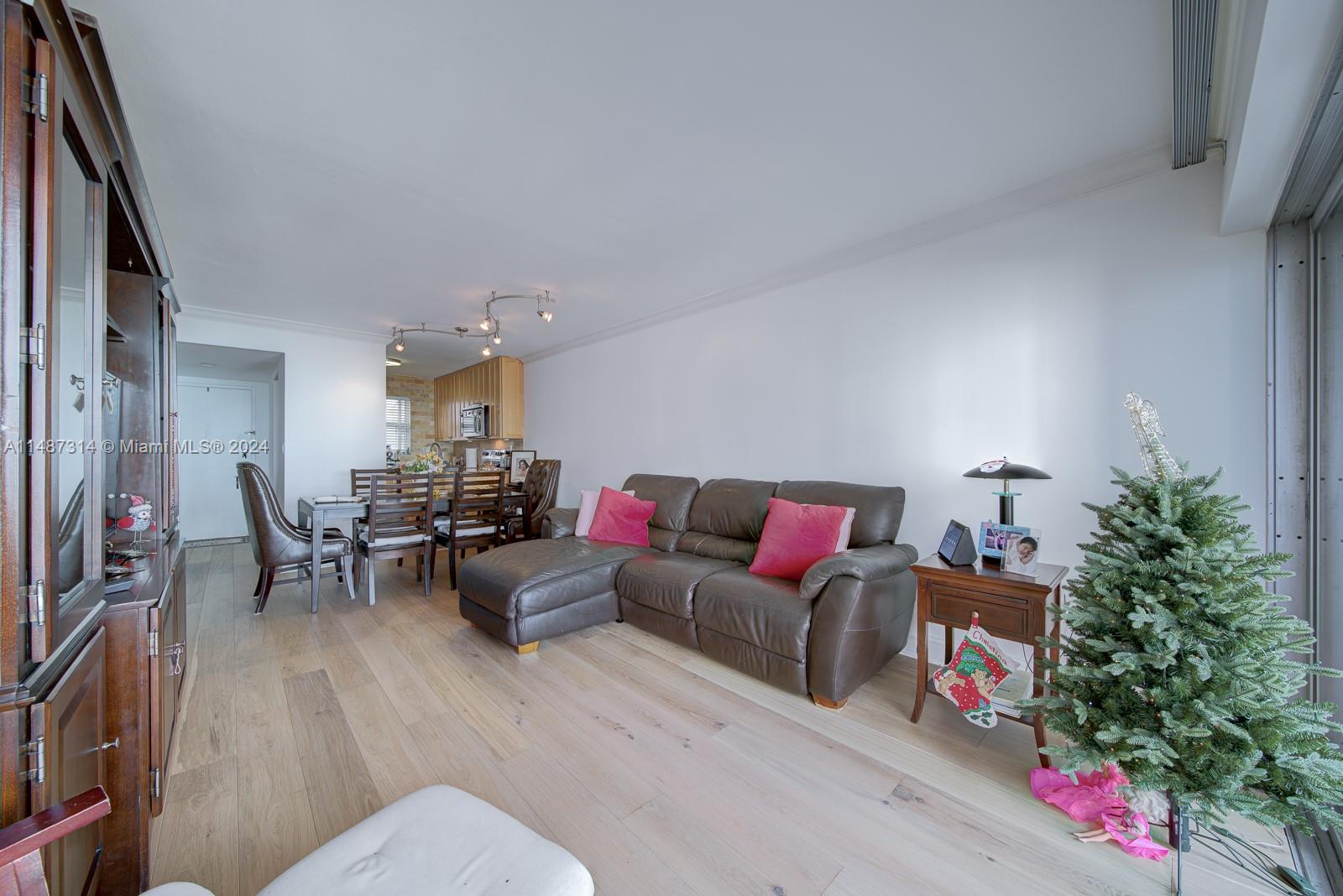 RIVIERA TOWERS CONDO - Residential