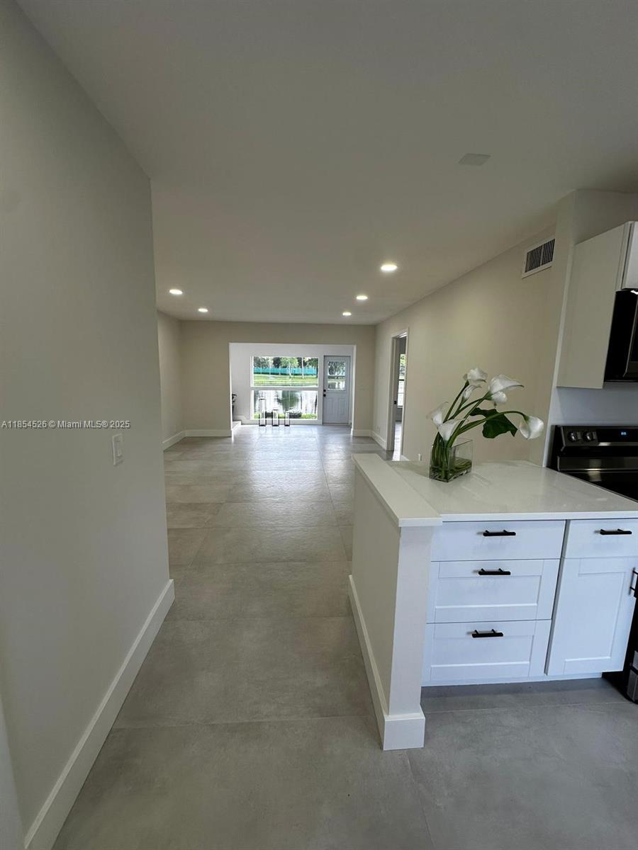 316 Cape Cod Cir B