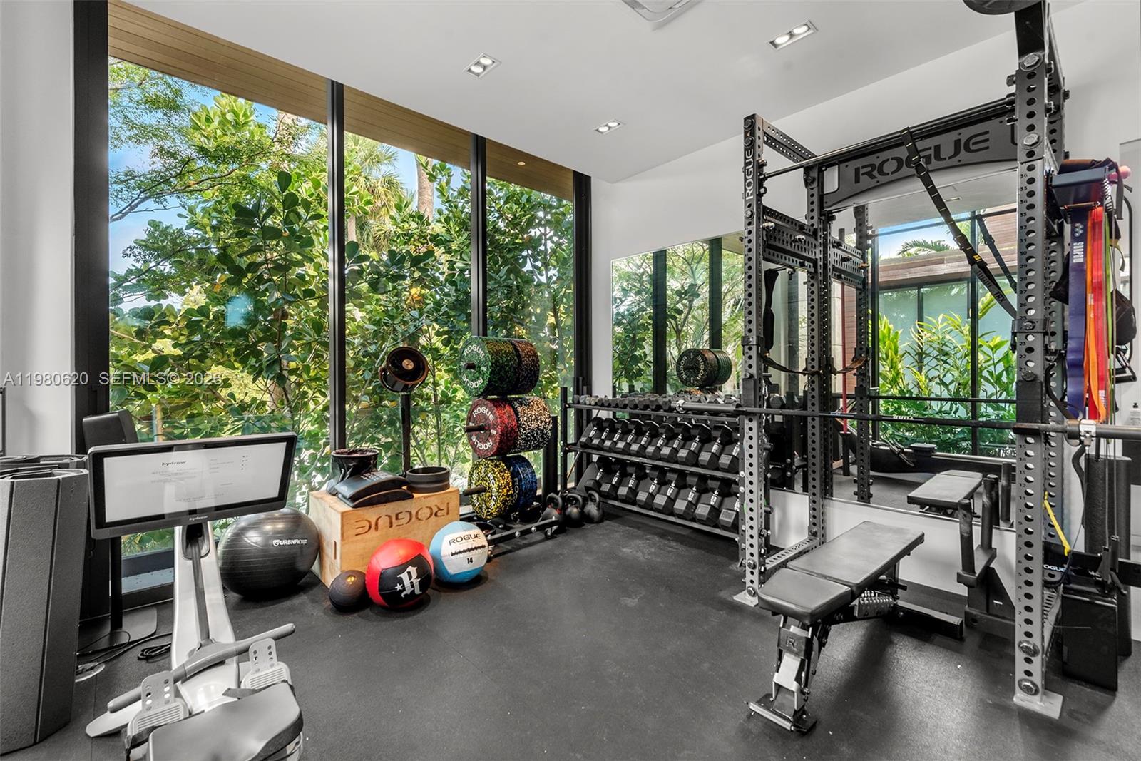 HIBISCUS ISLAND - Residential Lease