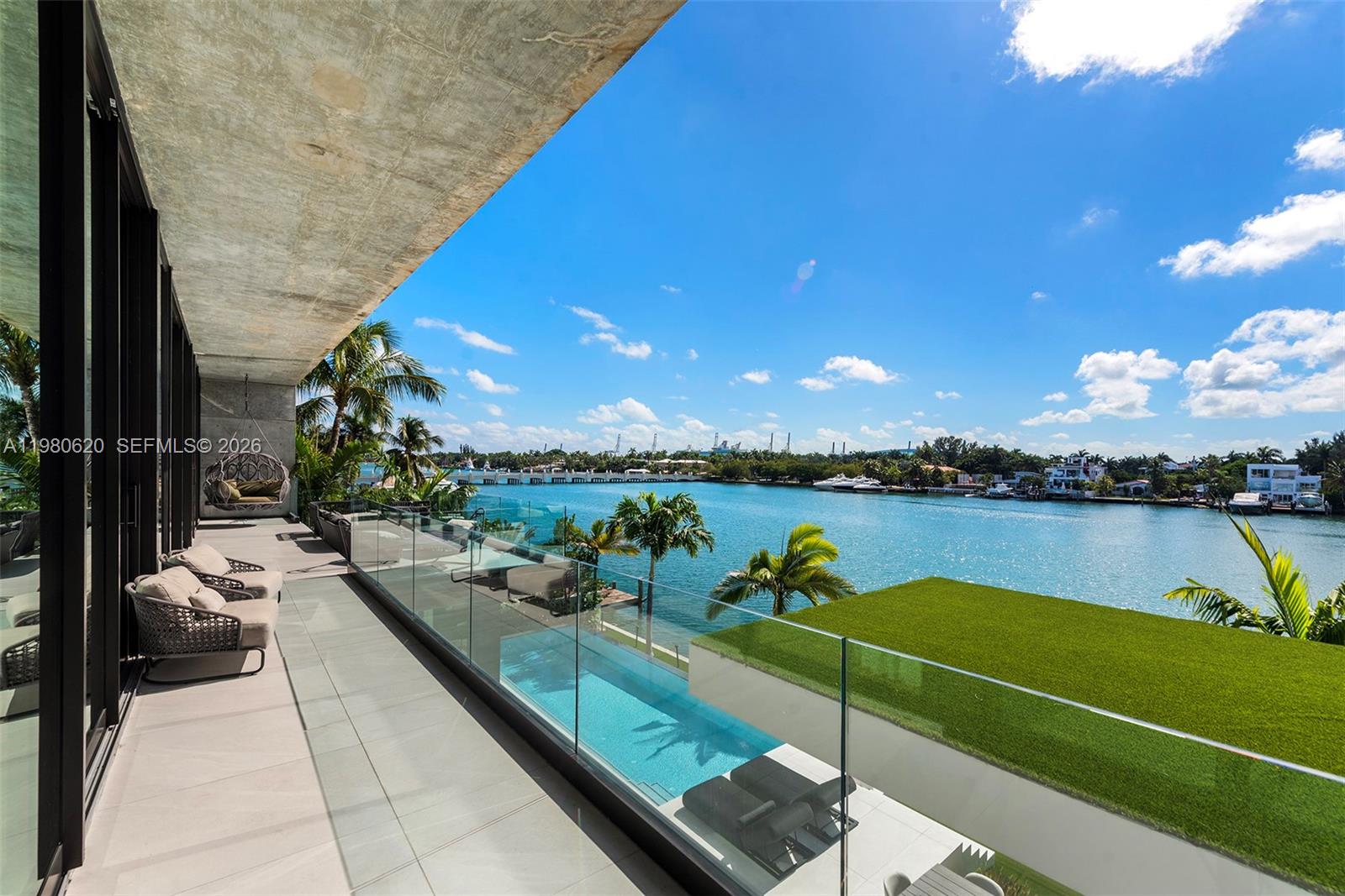 HIBISCUS ISLAND - Residential Lease