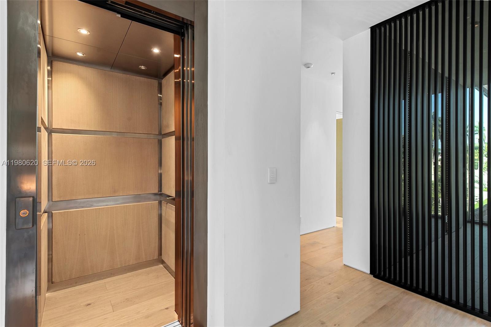 HIBISCUS ISLAND - Residential Lease