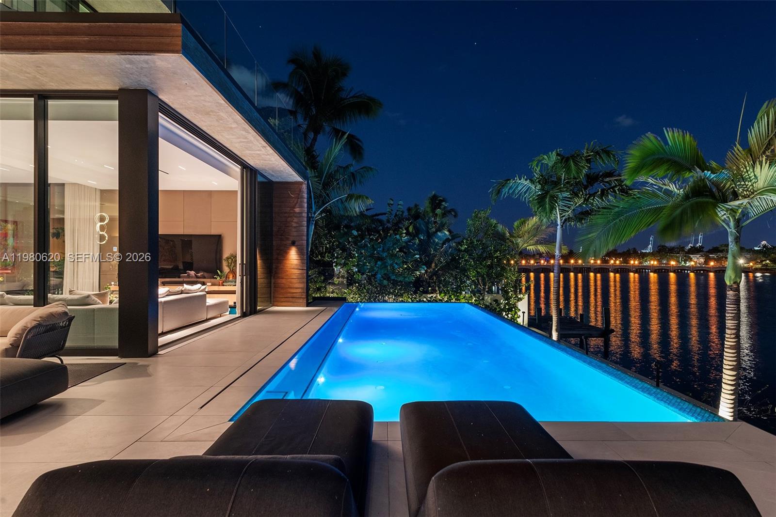 HIBISCUS ISLAND - Residential Lease