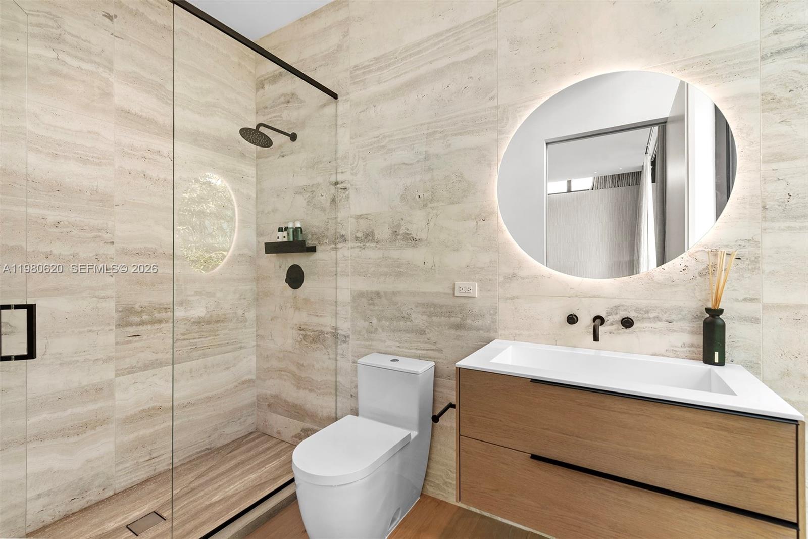 HIBISCUS ISLAND - Residential Lease