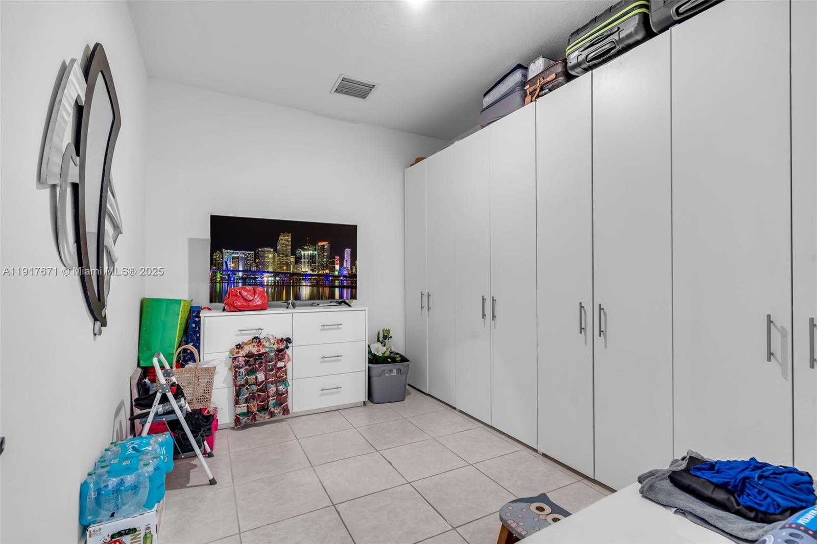 GRAND BAY SOUTH VILLAS - Residential