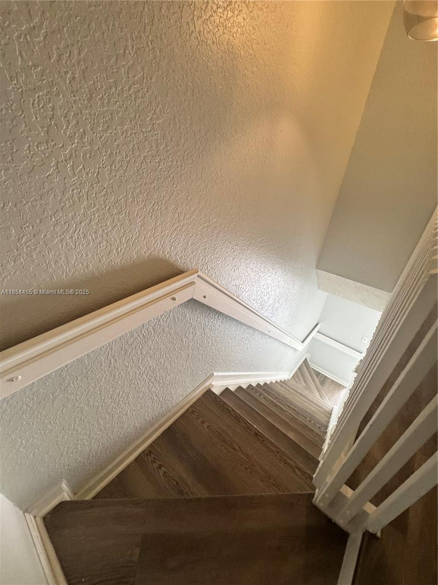 BONITA VILLAS CONDO - Residential Lease