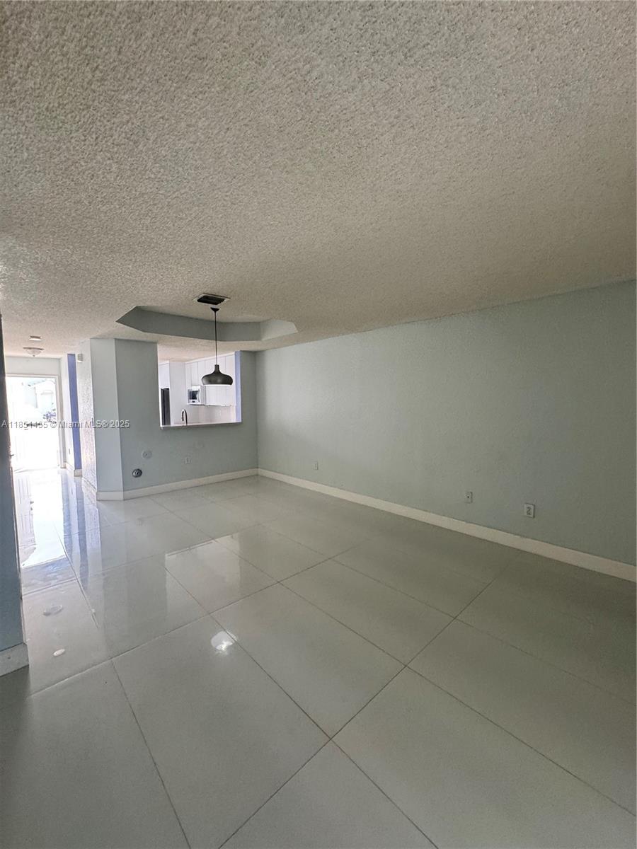 BONITA VILLAS CONDO - Residential Lease