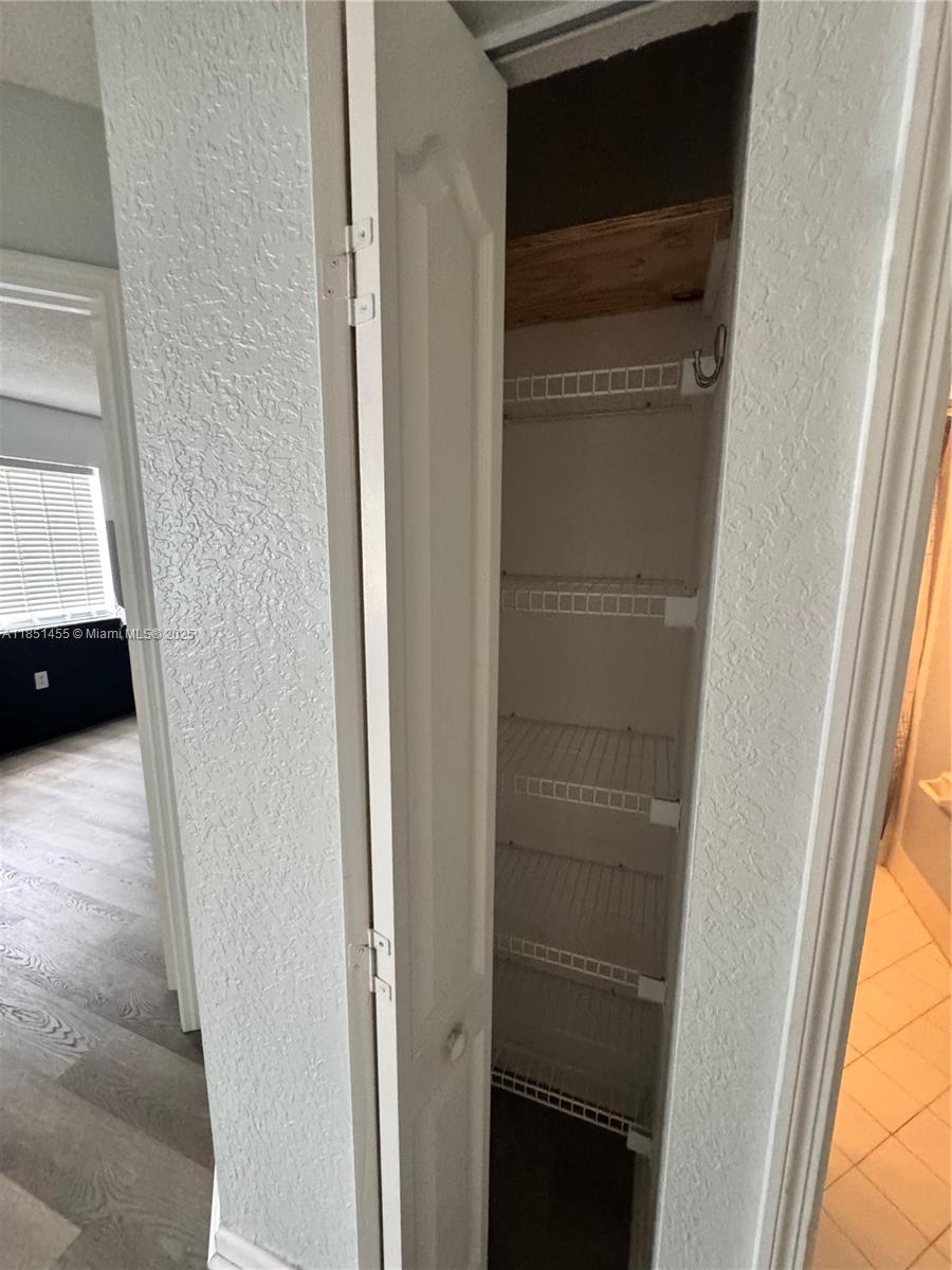 BONITA VILLAS CONDO - Residential Lease