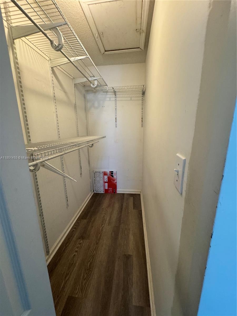 BONITA VILLAS CONDO - Residential Lease