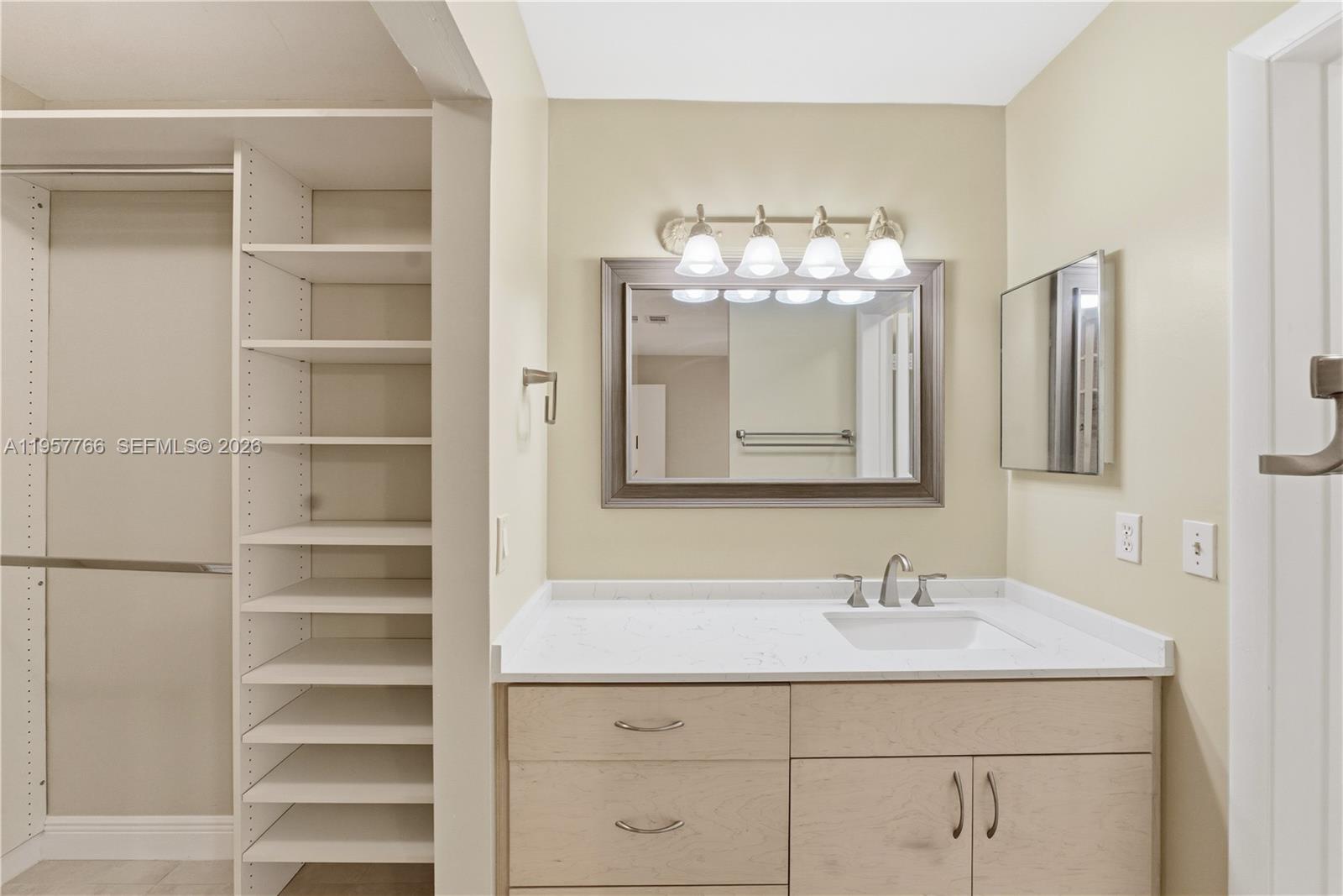 PEMBROKE LAKES SECTION EI - Residential