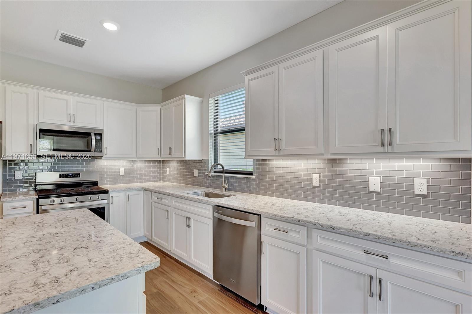 VERANDA PLAT NO 6 VERANDA - Residential