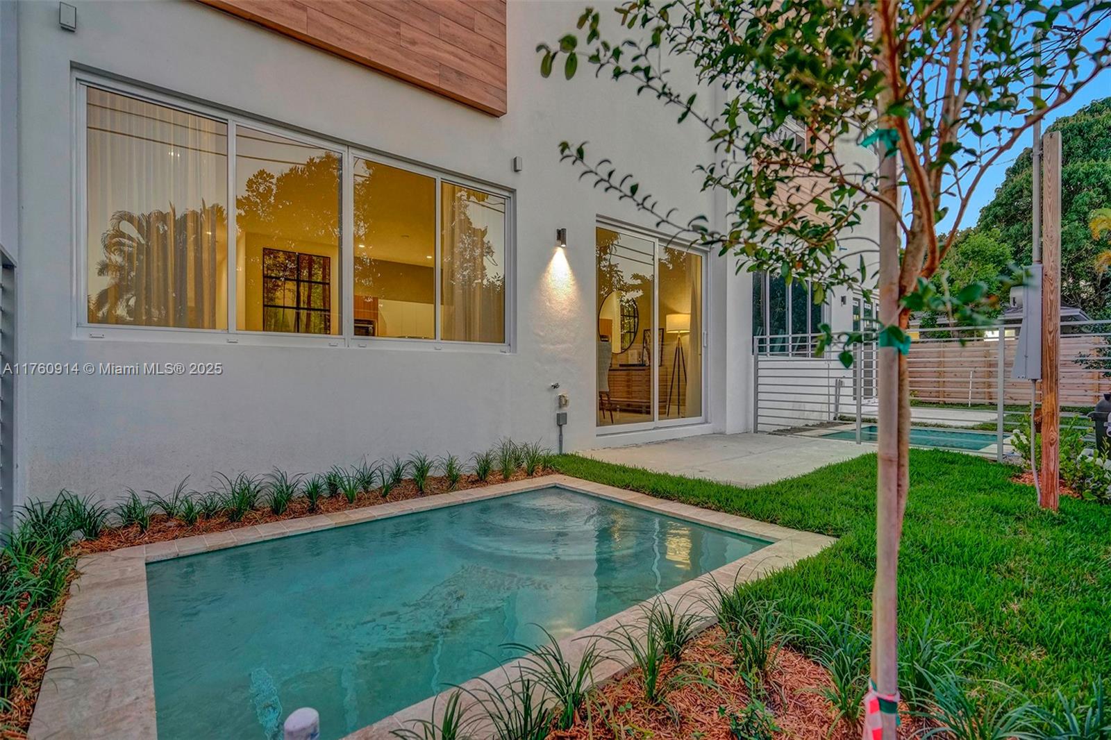 1801 Ne 13th St 1821, Fort Lauderdale, Broward County, Florida - 3 Bedrooms  
4 Bathrooms - 