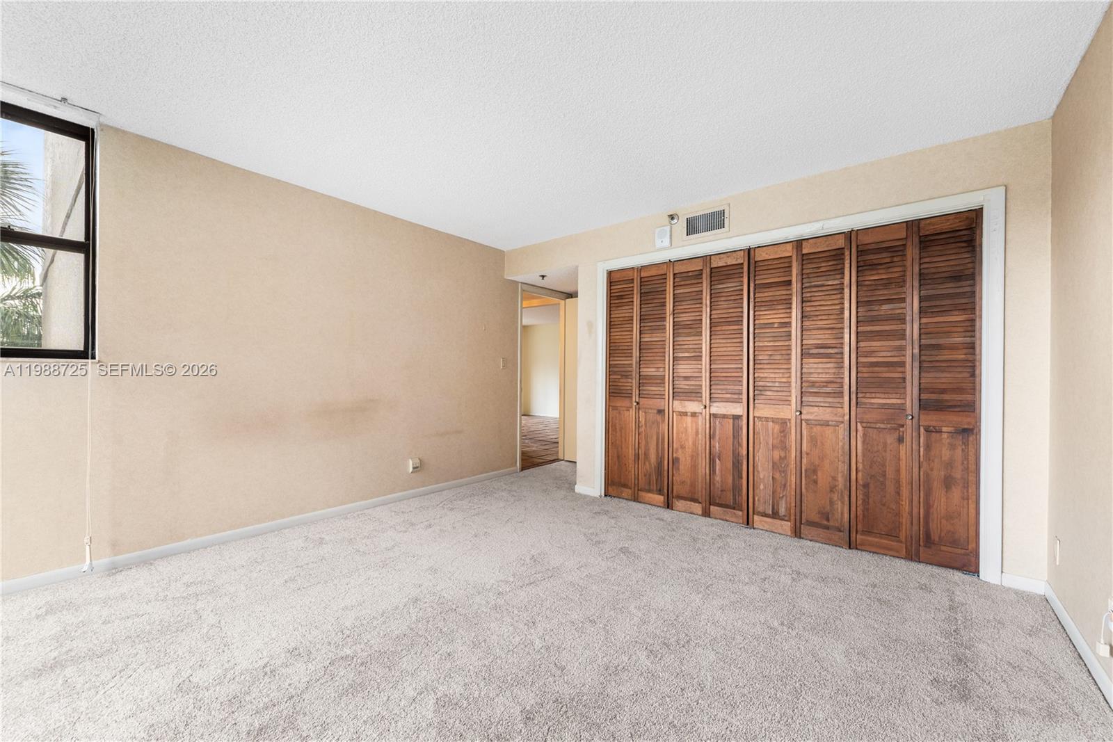 GLENS CONDO - Residential