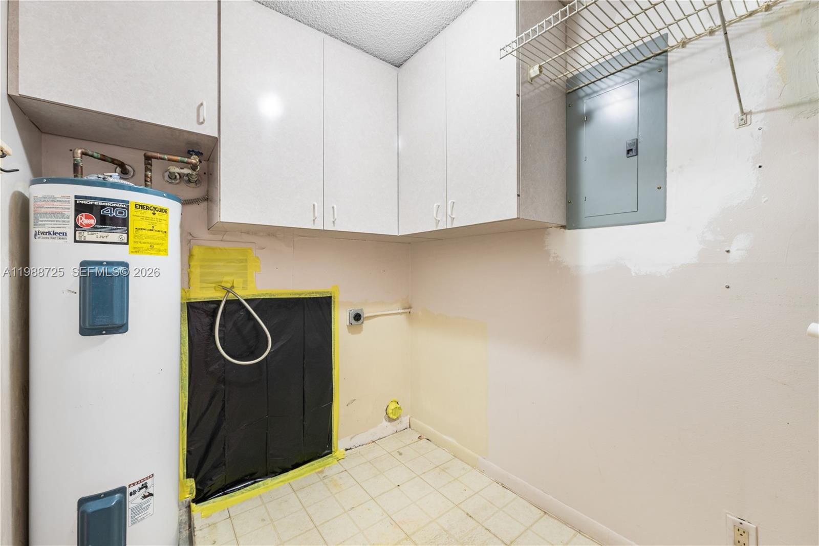 GLENS CONDO - Residential