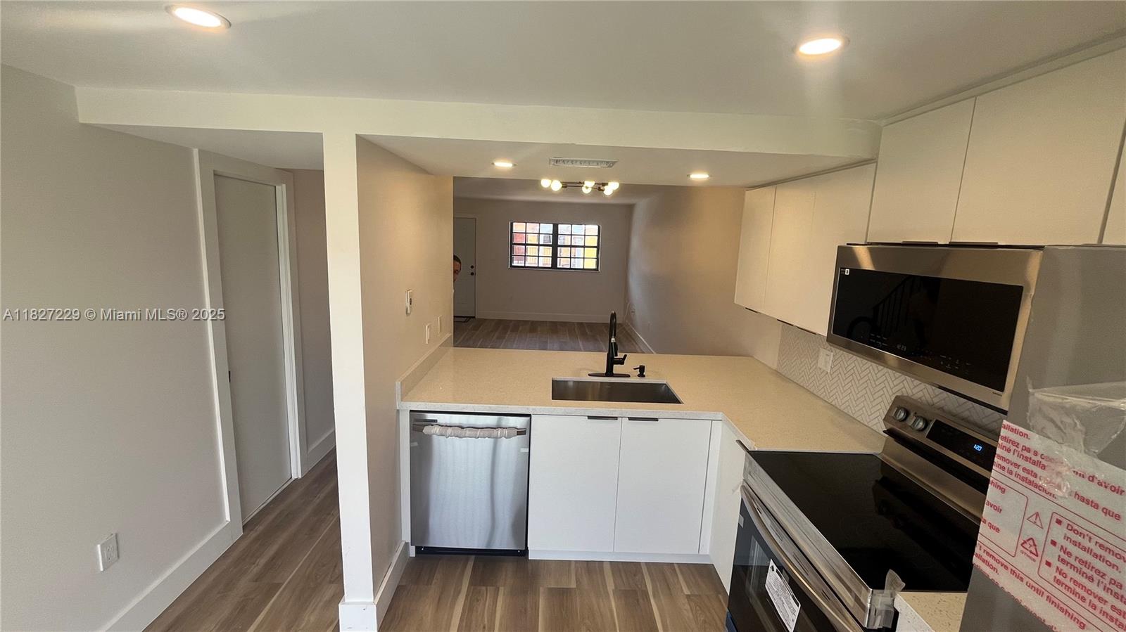 1339 W 51st Pl B-5