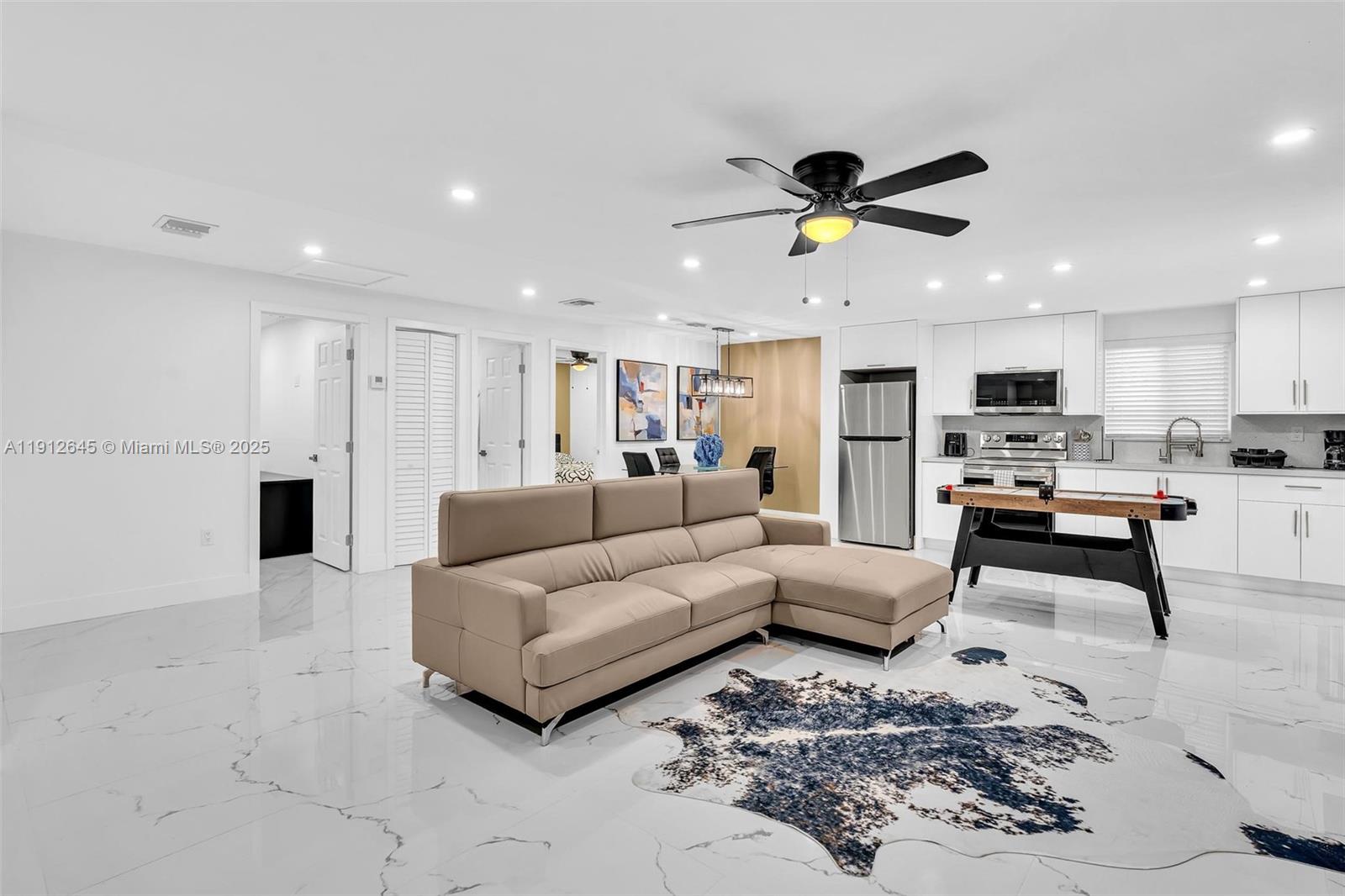 PINEWOOD PARK EXTENSION - Residential Lease