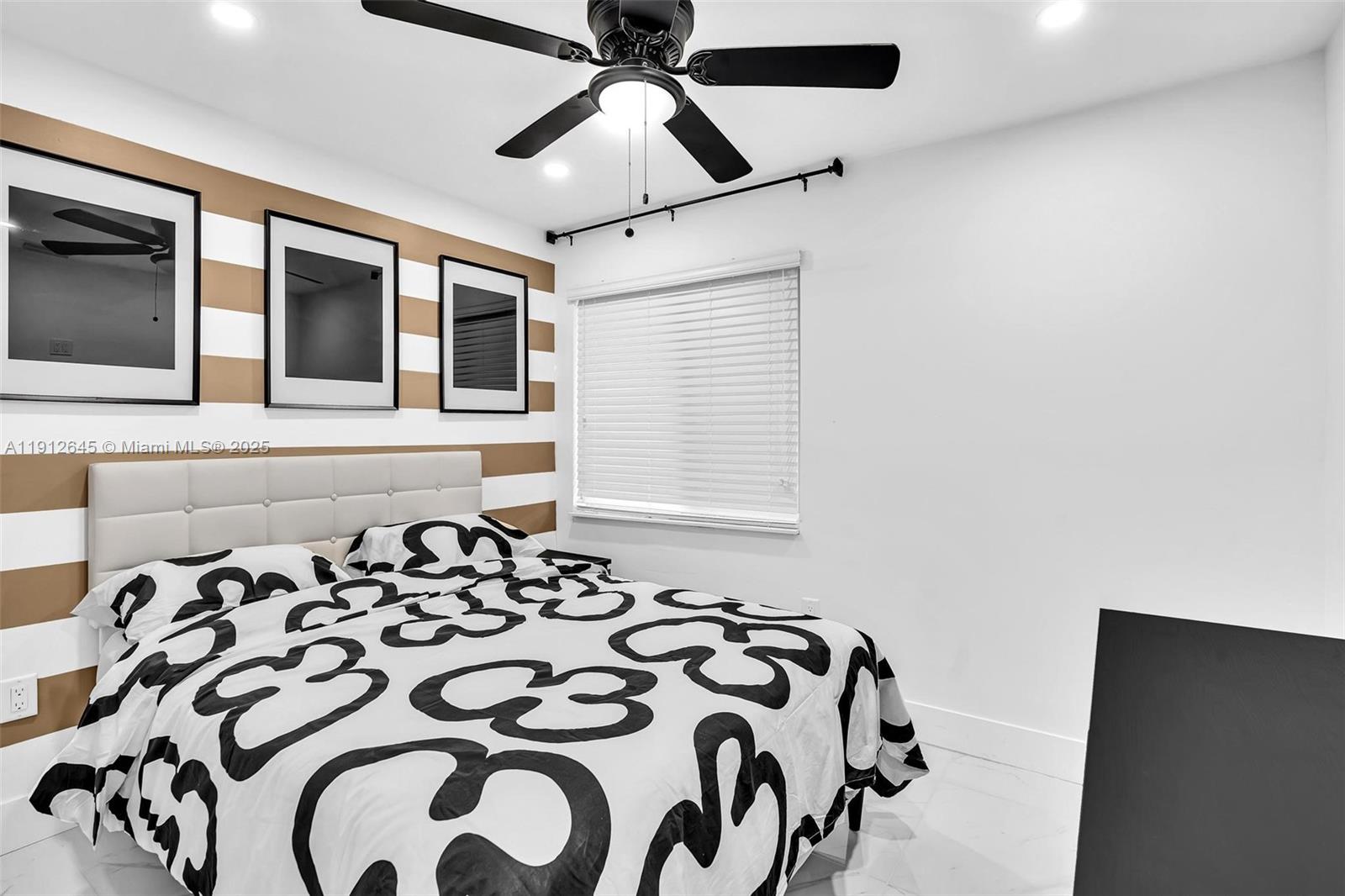 PINEWOOD PARK EXTENSION - Residential Lease