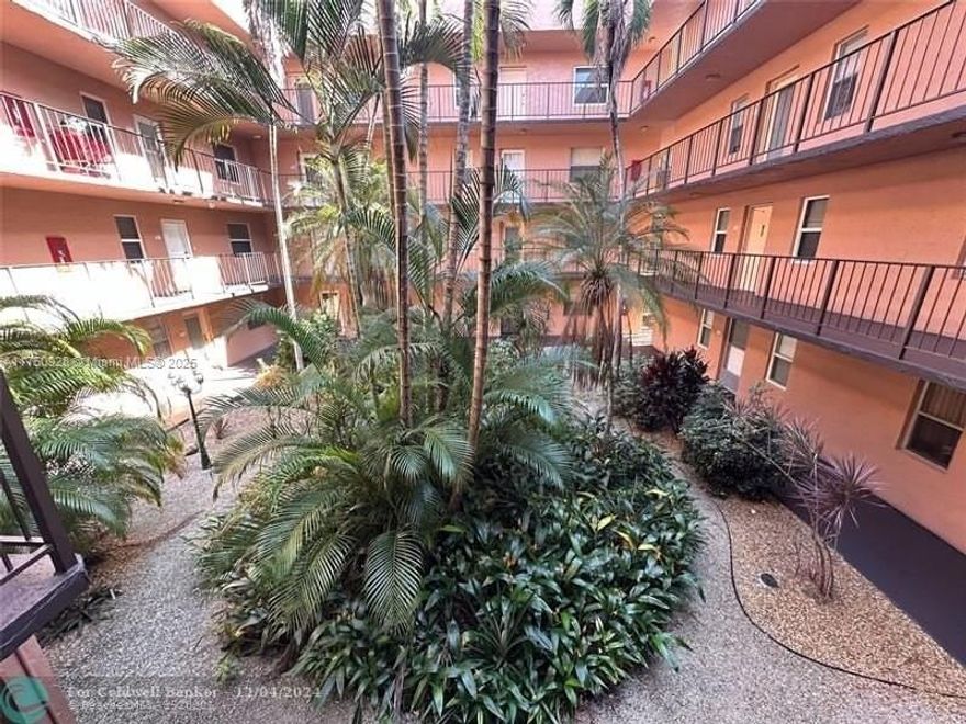 This beautiful condo has two bedrooms and two bathrooms and is located on the third floor. It features a spacious living room with a dining area. The condo is situated in a safe and guarded 55+ community with a nice pool, clubhouse, and tennis court. It’s conveniently located near all the amenities you need. Don’t miss out on this opportunity! (Note: There’s no lease for the first three years.) The owner requires a 30-day post-occupancy period after closing for the moving process.