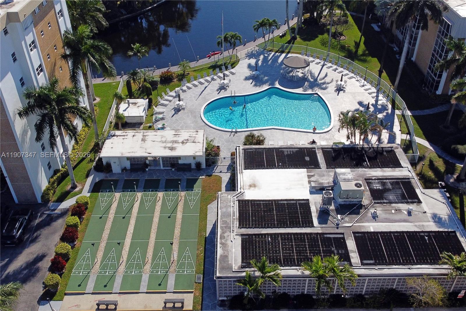 RIVER SHORES CONDO - Residential