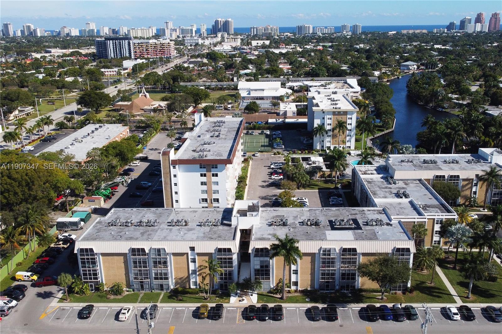 RIVER SHORES CONDO - Residential