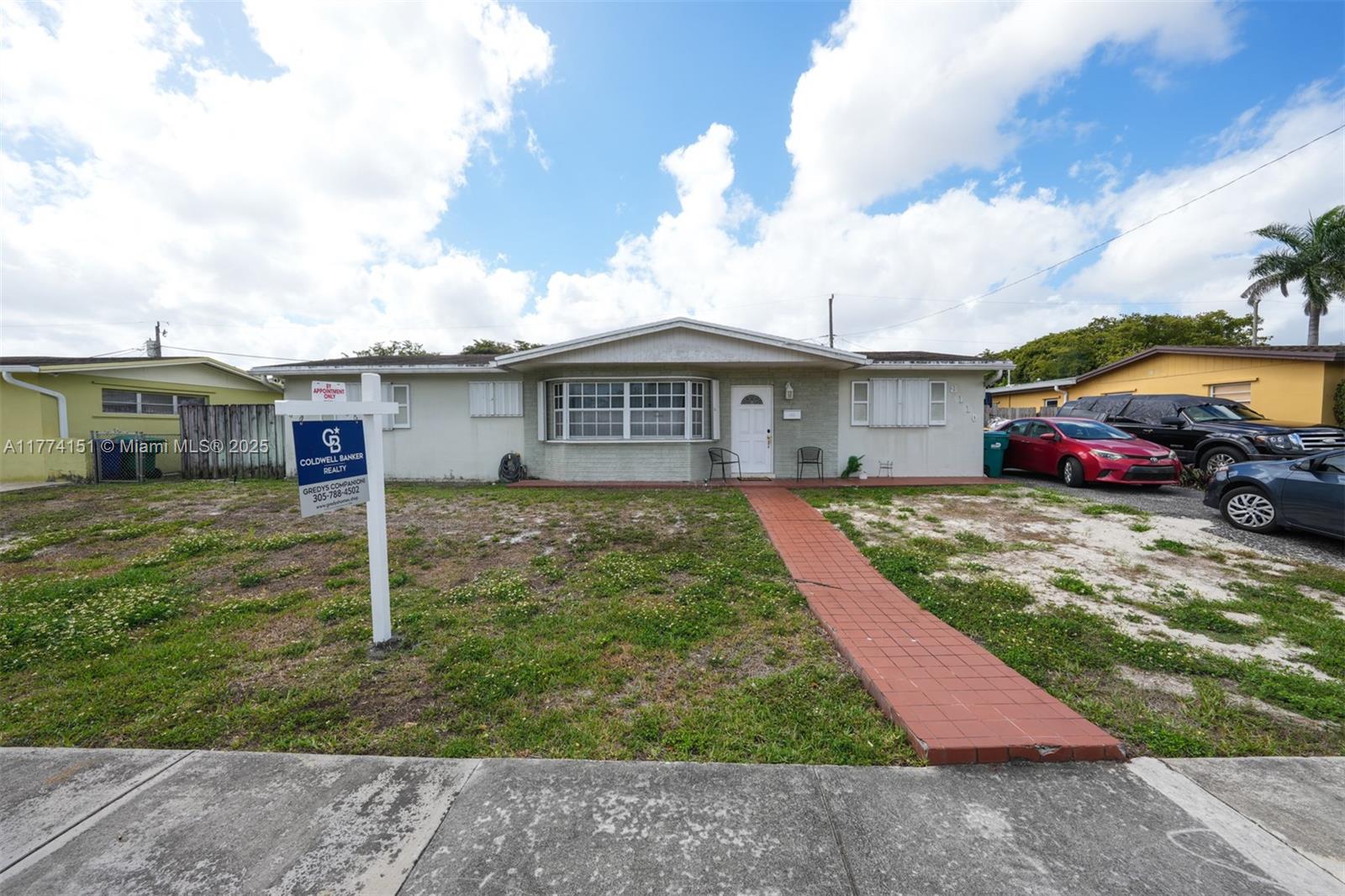 8110 NW 185th Ter