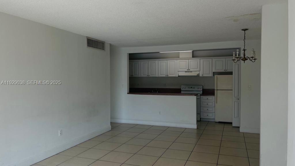 DORAL GARDENS CONDO - Residential Lease