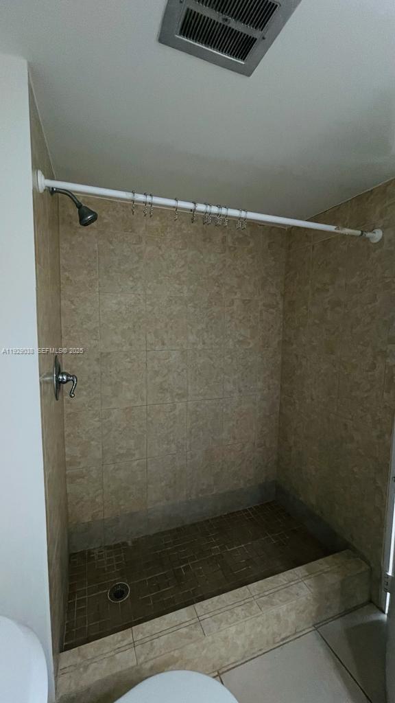 DORAL GARDENS CONDO - Residential Lease