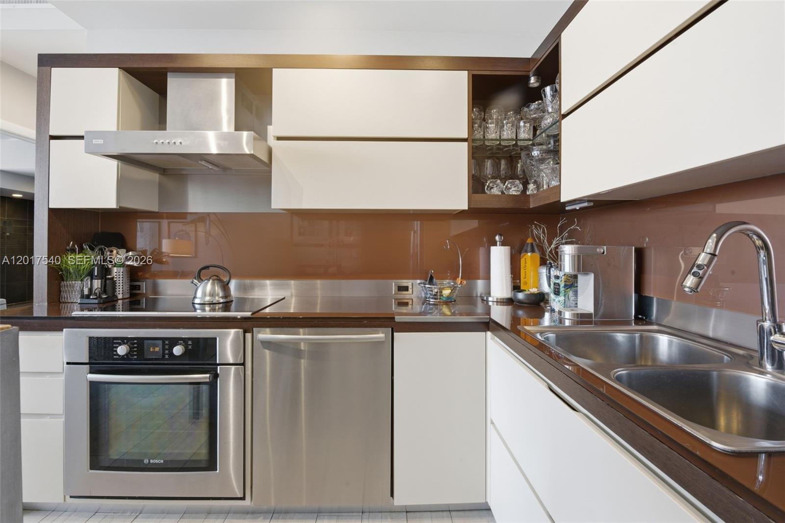 ARTEPARK SOUTH CONDO - Residential