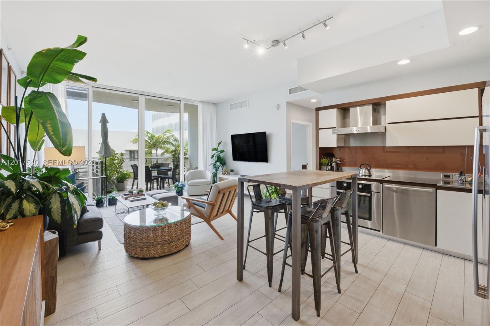 ARTEPARK SOUTH CONDO - Residential
