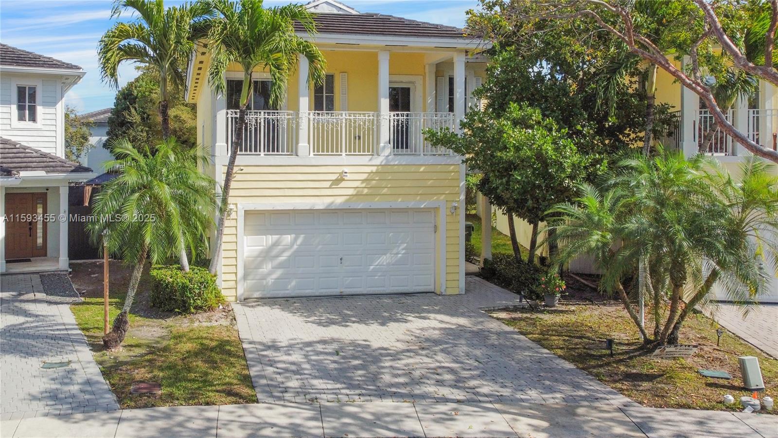 357 Ne 35th Ter, Homestead, Miami-Dade County, Florida - 4 Bedrooms  
3 Bathrooms - 