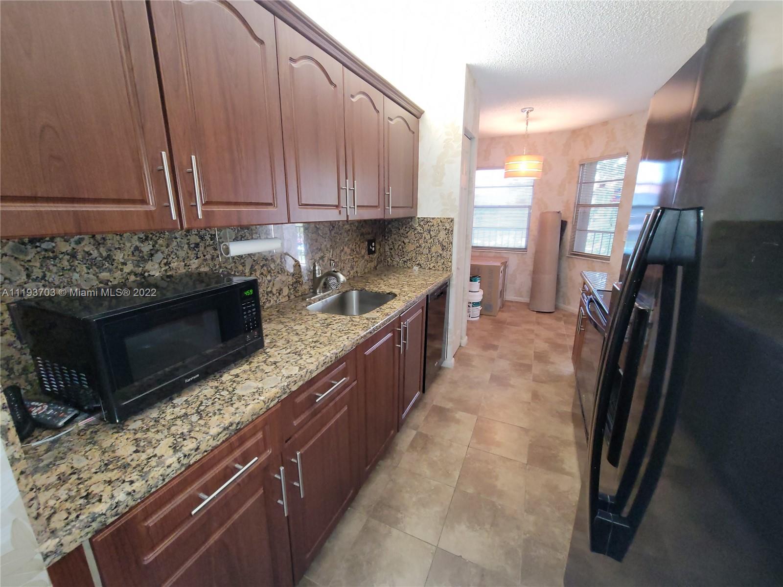 CAMBRIDGE #2 AT CENTURY V - Residential Lease
