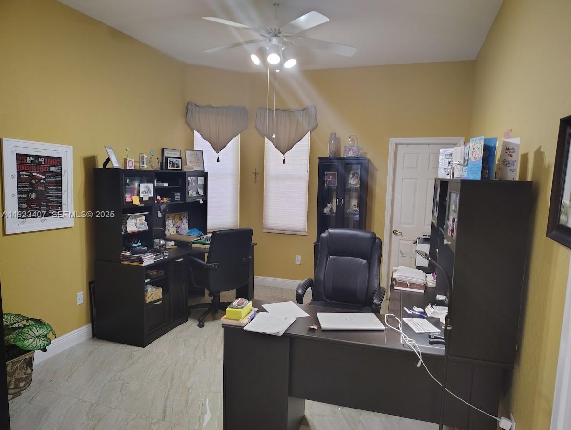 HIGHLAND RANCH ESTATES - Residential Lease