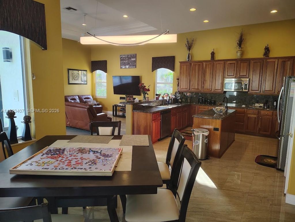 Photo of 15802 SW 15th St, Weston, FL 33326 (MLS # A11923407)