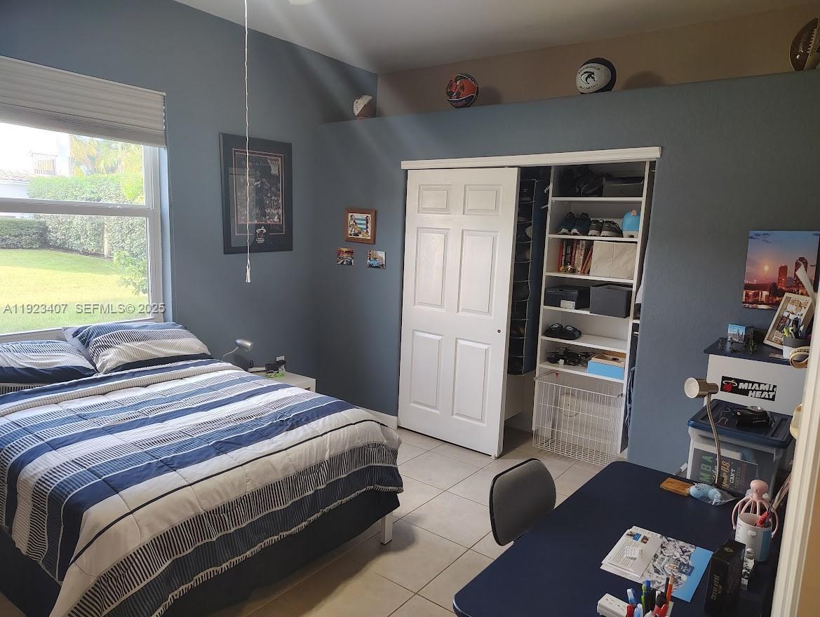 HIGHLAND RANCH ESTATES - Residential Lease