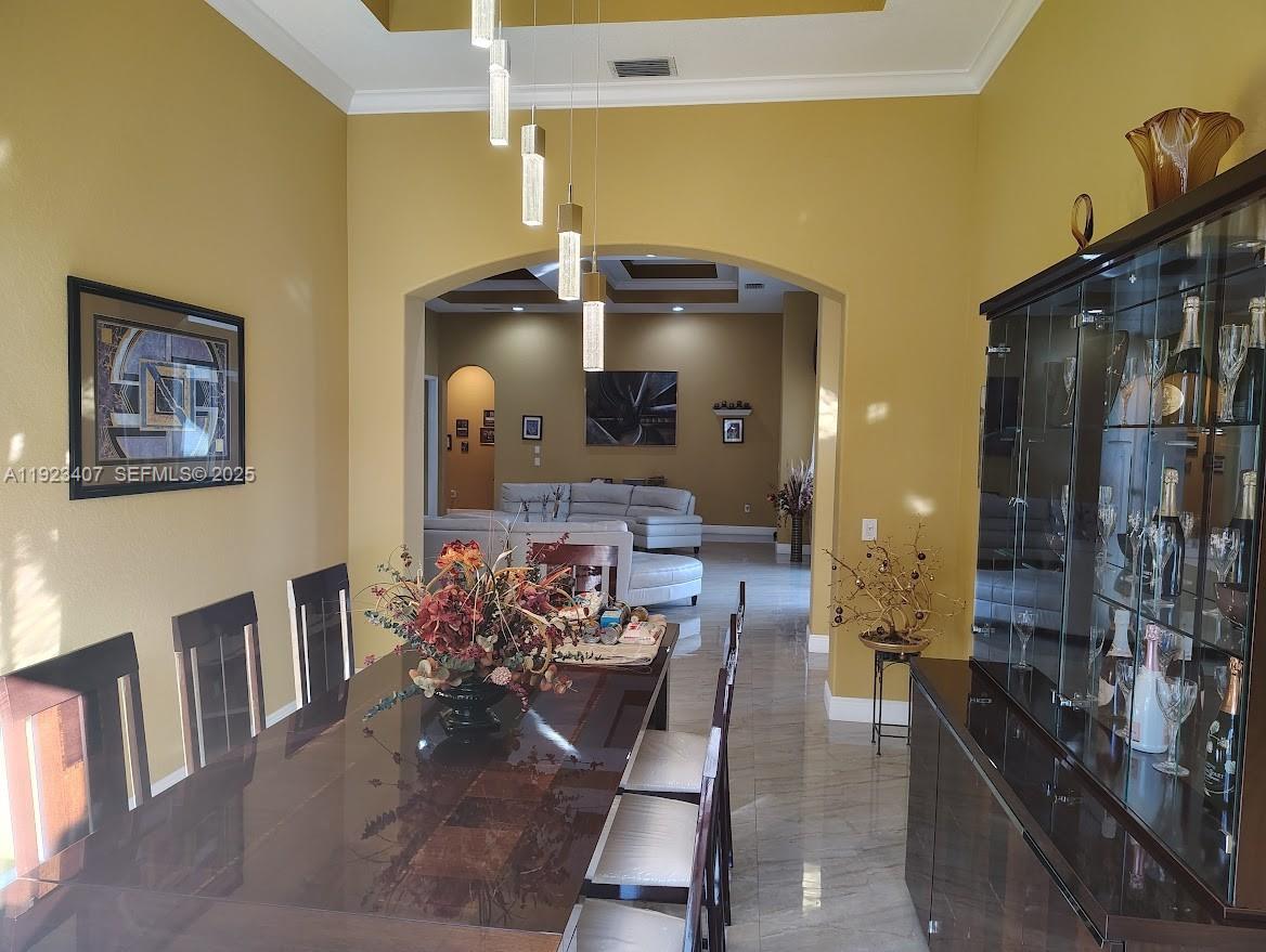 HIGHLAND RANCH ESTATES - Residential Lease